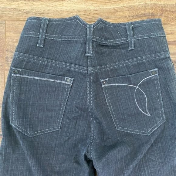 EDUN Retro High Rise Flare leg stretch jeans in Light black Size 26 NWT - Picture 5 of 12